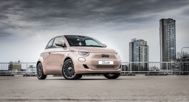 Naujasis elektrinis „Fiat 500“